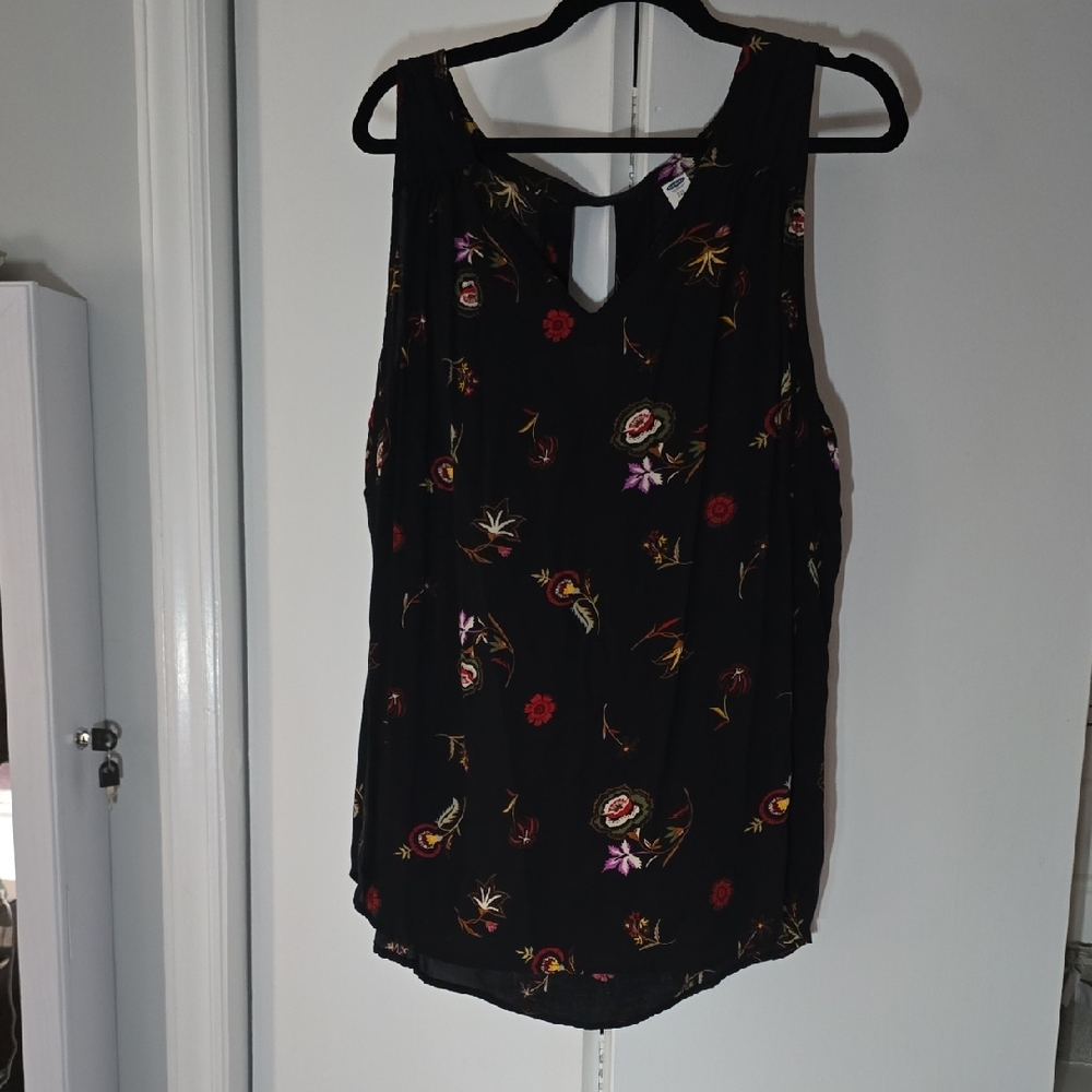 Old Navy Black Floral Tank Top